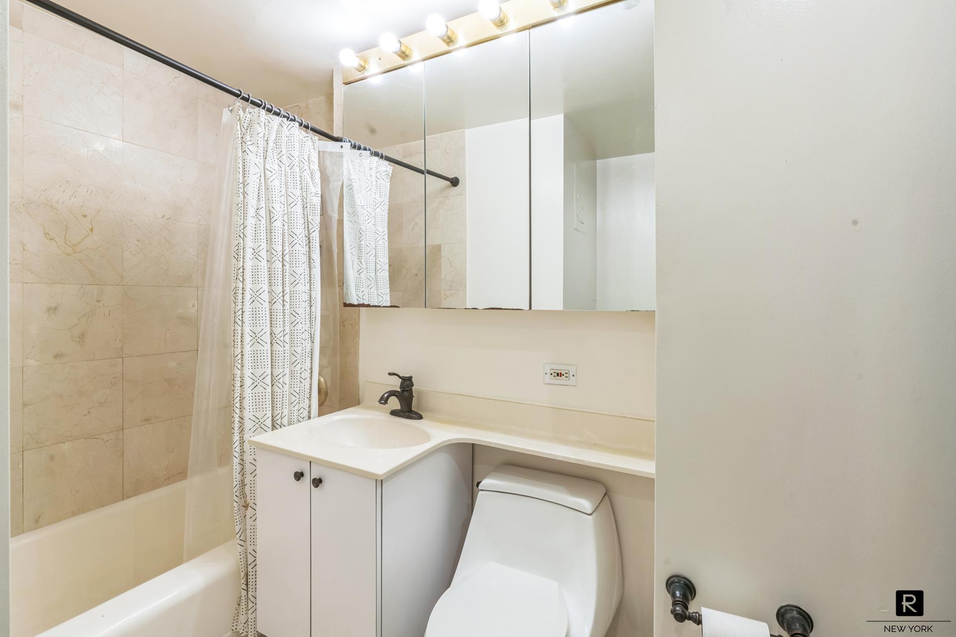 425 East 63rd Street Upper East Side New York NY 10065