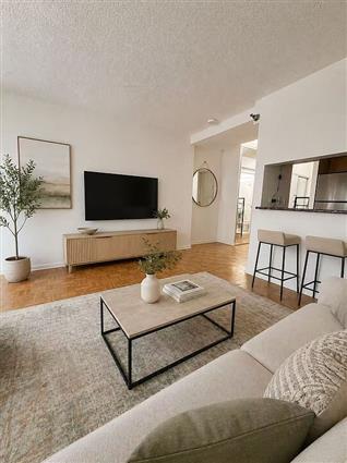 4-74 48th Avenue 4-L Hunters Point Queens NY 11109