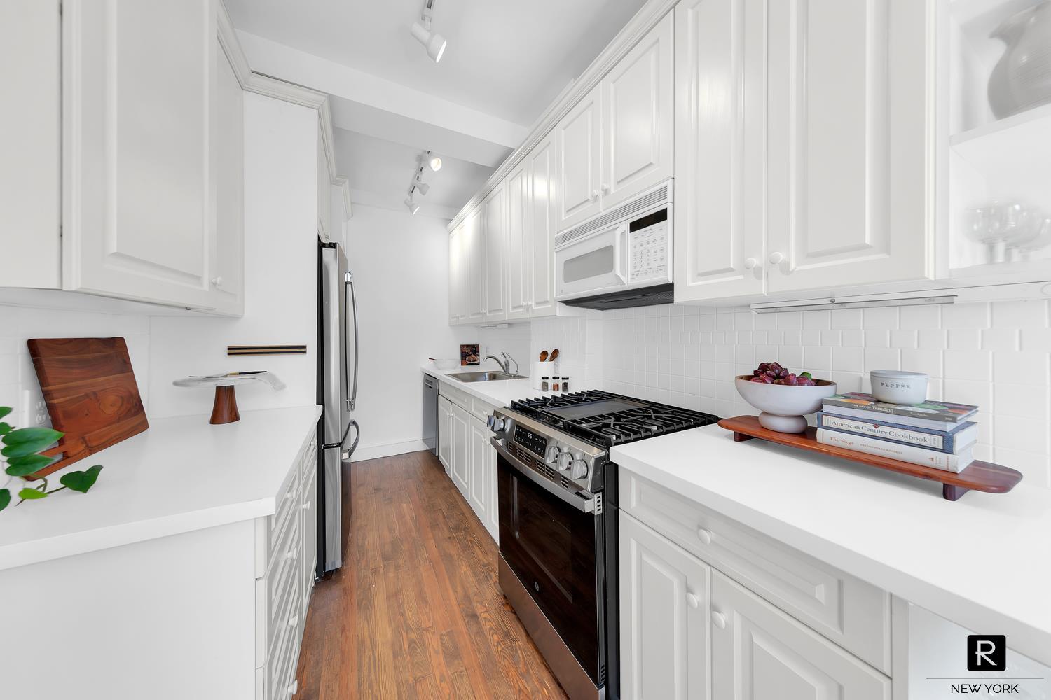 314 West 77th Street Upper West Side New York NY 10024
