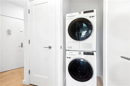 44 3rd Street 2-L Carroll Gardens Brooklyn NY 11231