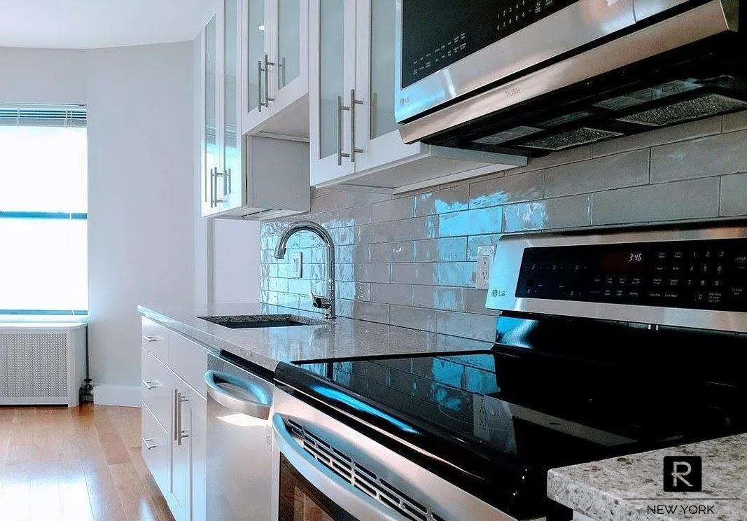 211 West 79th Street Upper West Side New York NY 10024