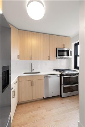 345 Clinton Avenue 7D Clinton Hill Brooklyn NY 11238
