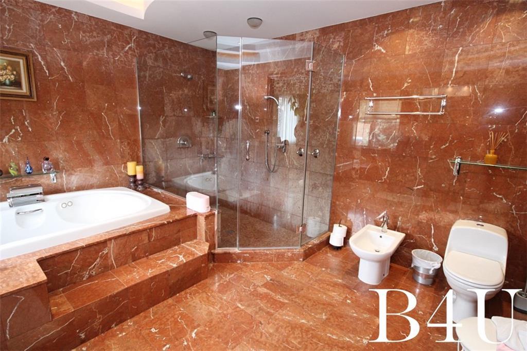73 Barlow Drive North Mill Basin Brooklyn NY 11234