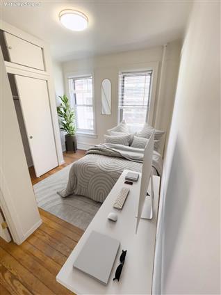 172 Spring Street 13 Soho New York NY 10012