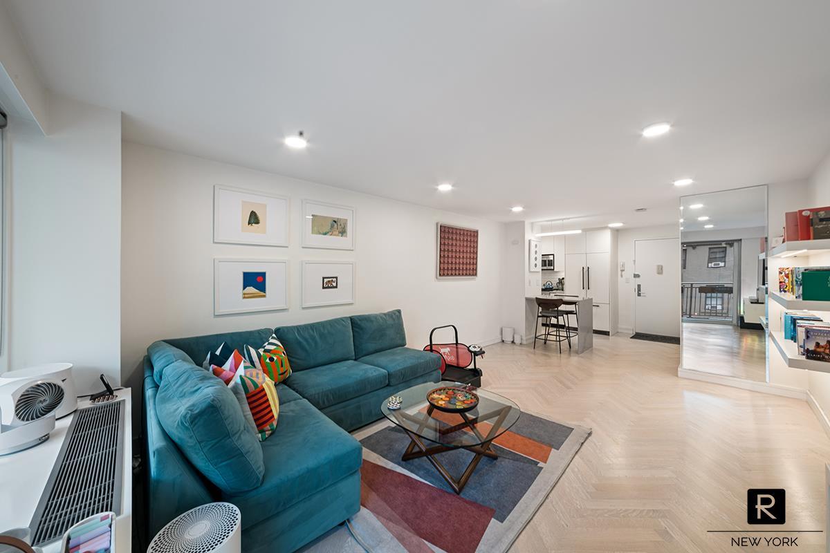 132 East 35th Street Murray Hill New York NY 10016