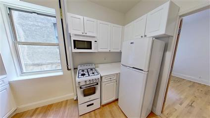 230-232 Thompson Street 5 Greenwich Village New York NY 10012